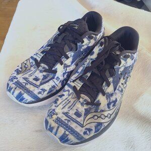 Saucony Kinvaza Everrun Size 7.5